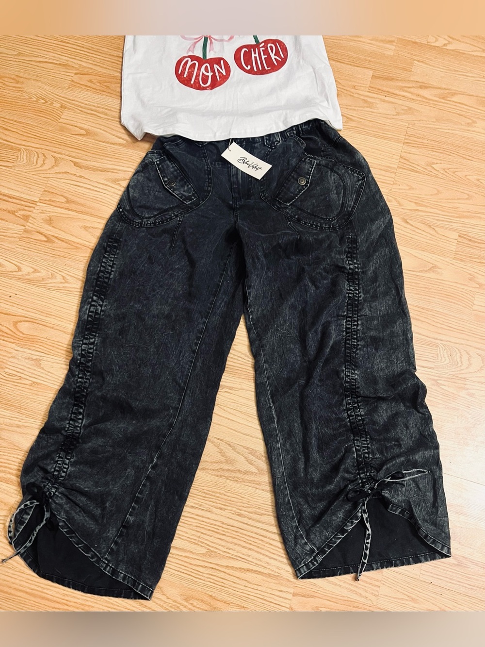 Black Wide-Leg Washed Lightweight Pants with Adjustable Cinched Legs